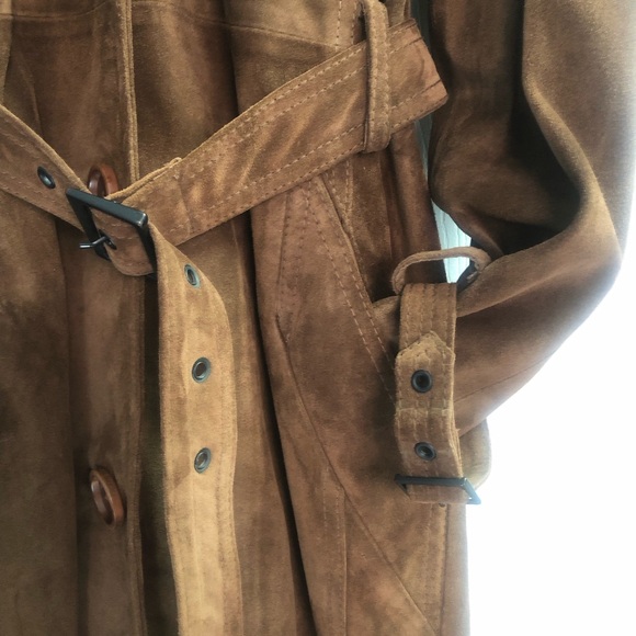 Leather jacket - Picture 4 of 7